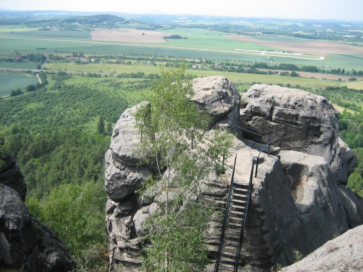 Pension Jana - Wellness Їлемніце Екстер'єр фото